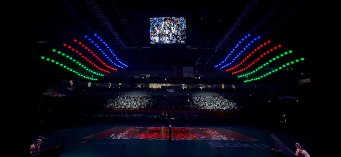 The First Kinetic Ball Light Timecode Show in Baku, Azerbaijan